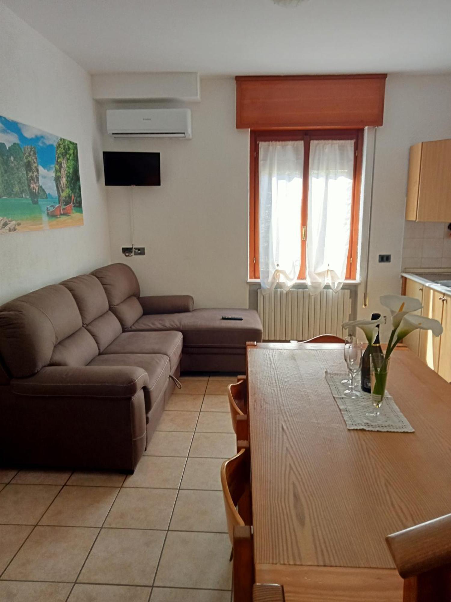 Apartmán Perla House Abbadia Lariana Exteriér fotografie